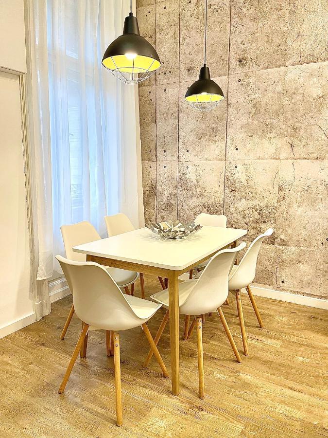 Dream Design Apartment - 3 Bedrooms & Finn Sauna 布达佩斯 外观 照片