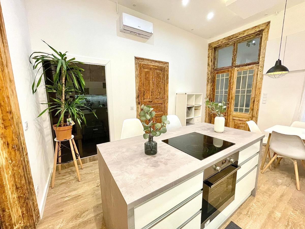 Dream Design Apartment - 3 Bedrooms & Finn Sauna 布达佩斯 外观 照片
