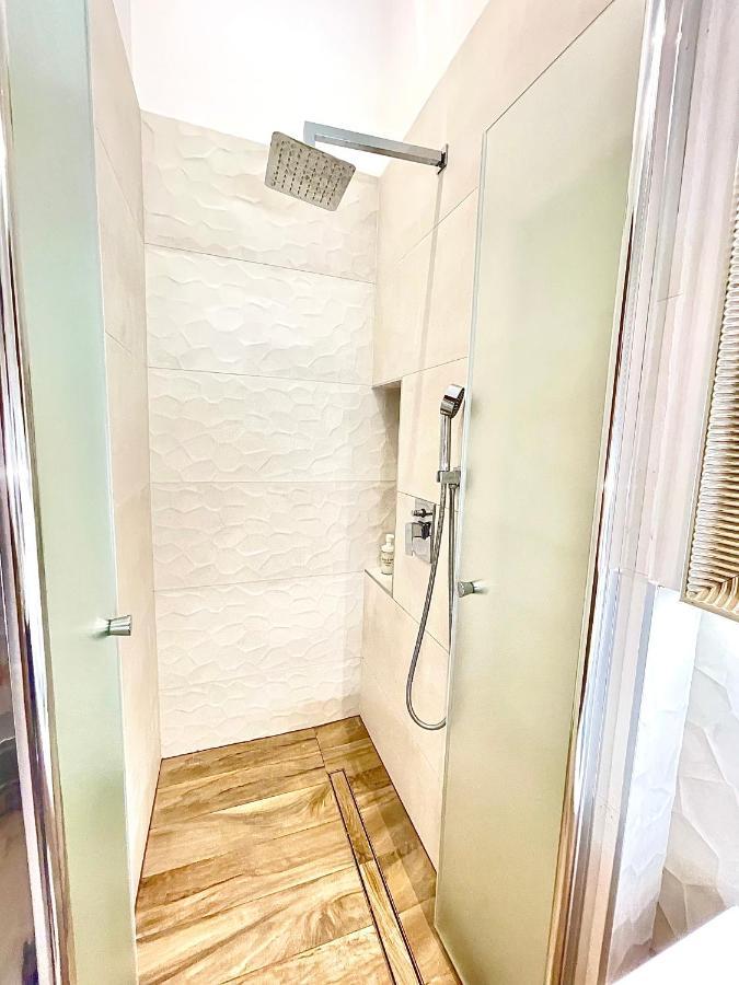 Dream Design Apartment - 3 Bedrooms & Finn Sauna 布达佩斯 外观 照片