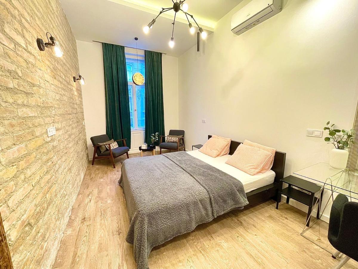 Dream Design Apartment - 3 Bedrooms & Finn Sauna 布达佩斯 外观 照片